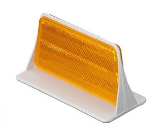 Barrier Delineator (Sold in a box of 100 Markers)