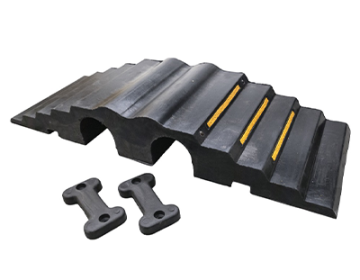 4" Two-Channel Rubber Hose Bridge