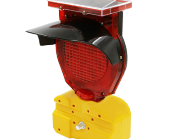 Type B High-Intensity Hooded Solar Barricade Light
