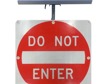 Economy Solar-Powered Flashing DO NOT ENTER Sign