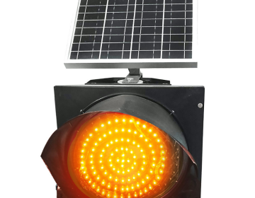 Economy Solar-Powered LED Flashing Beacon with Black Housing